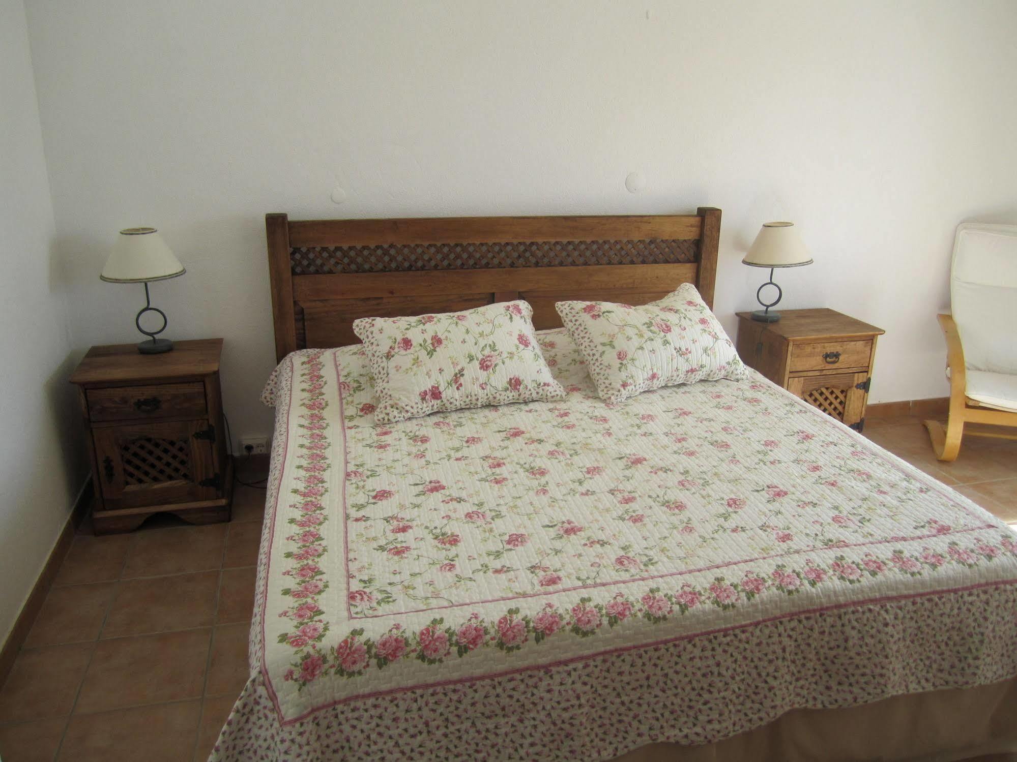 Casa Jardim Oasis Bed & Breakfast Carvoeiro  Bagian luar foto